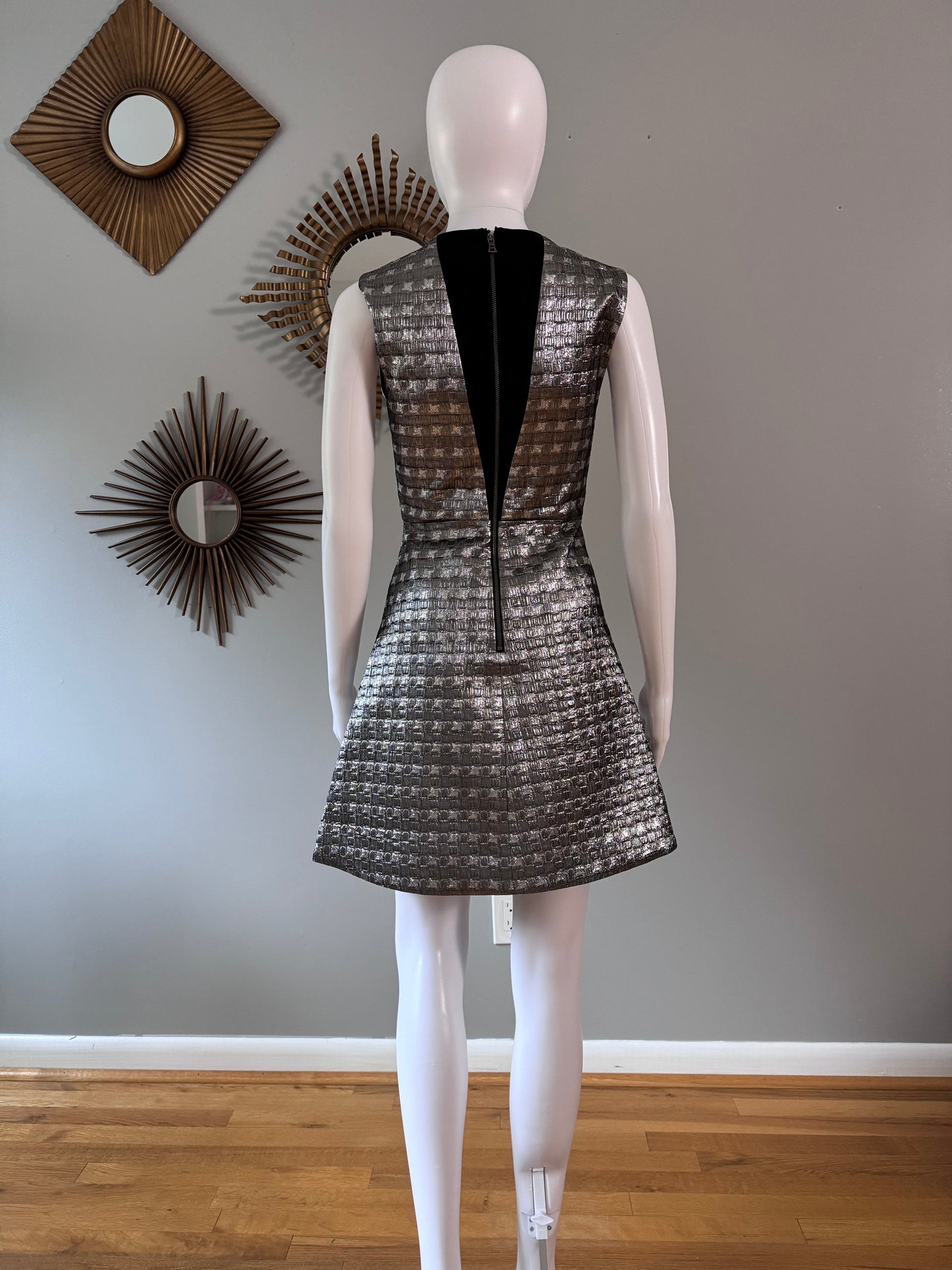 Alice + Olivia - Minivestido metálico Clara