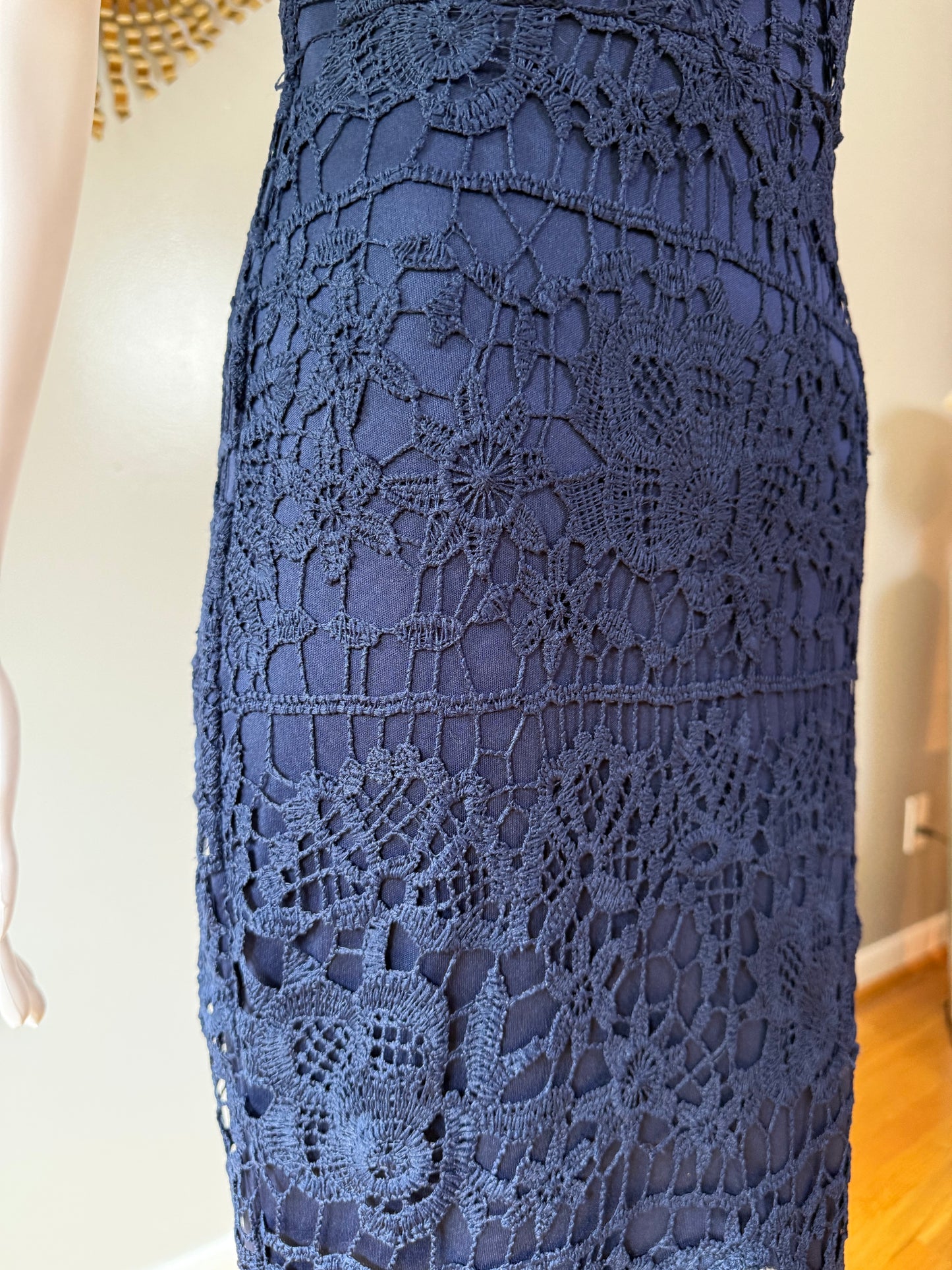 Missguided - Blue Lace High Neck Fishtail Dress