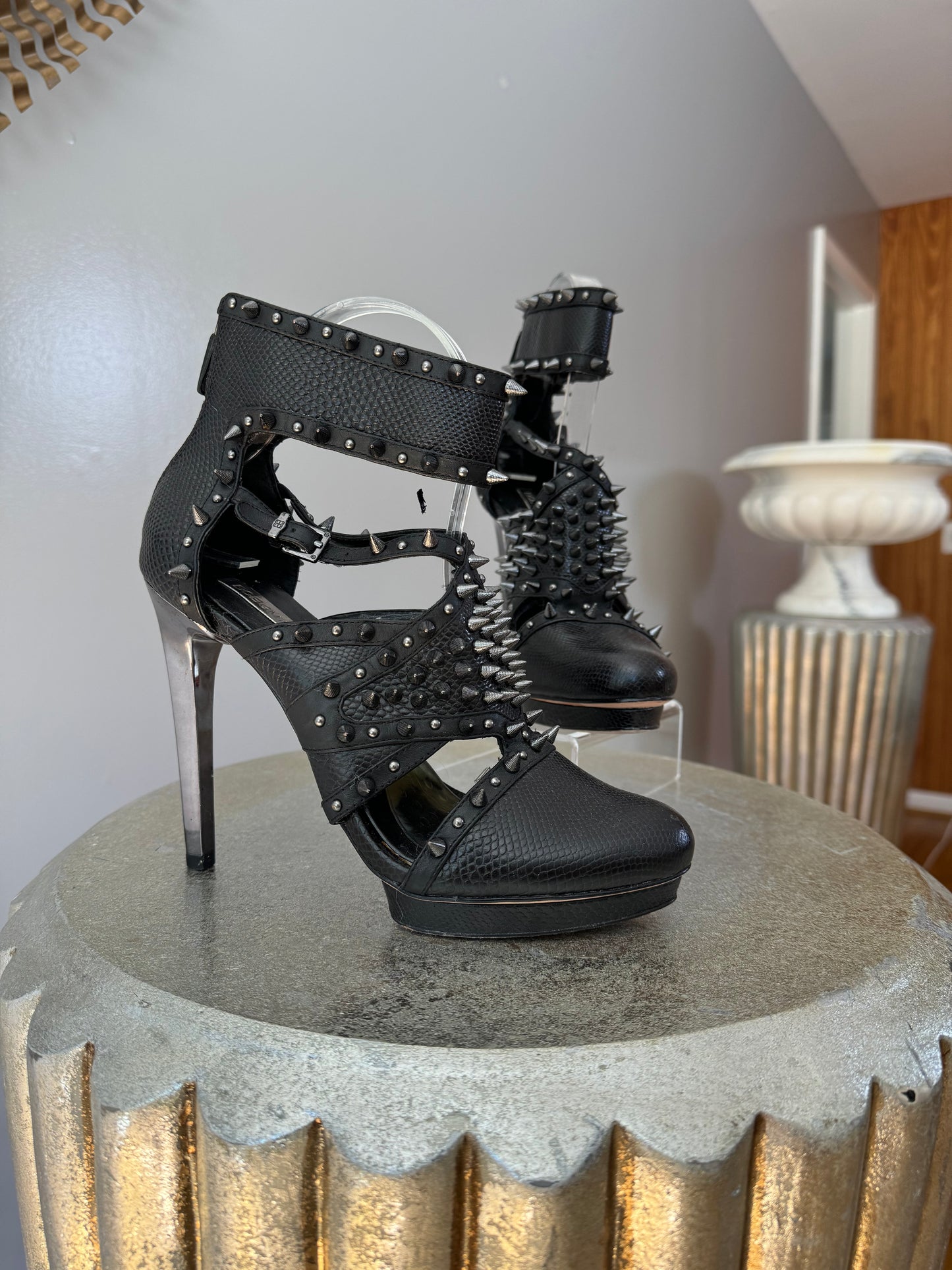 BCBGMAXAZRIA - Black Snake Embossed Spiked Vamp Pumps