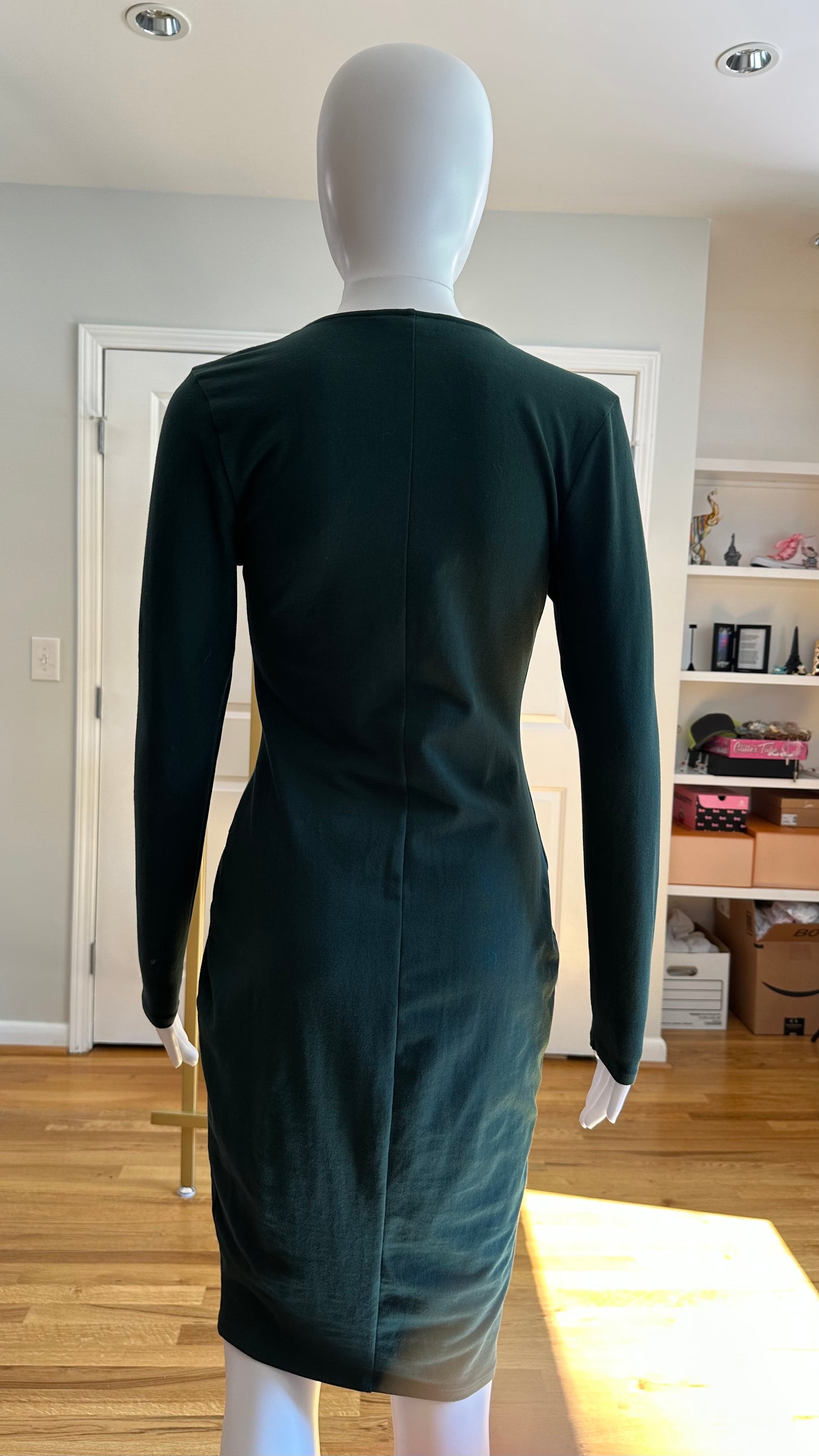 Express - Vestido midi verde con cuello en V profundo
