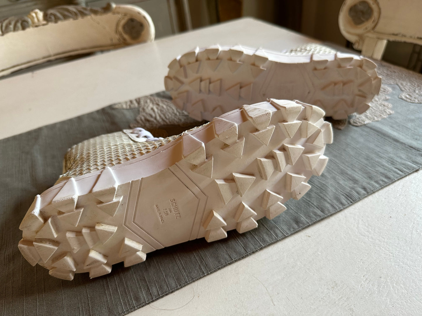 Schutz - Zapatillas deportivas Loomis de piel con adornos de serpiente
