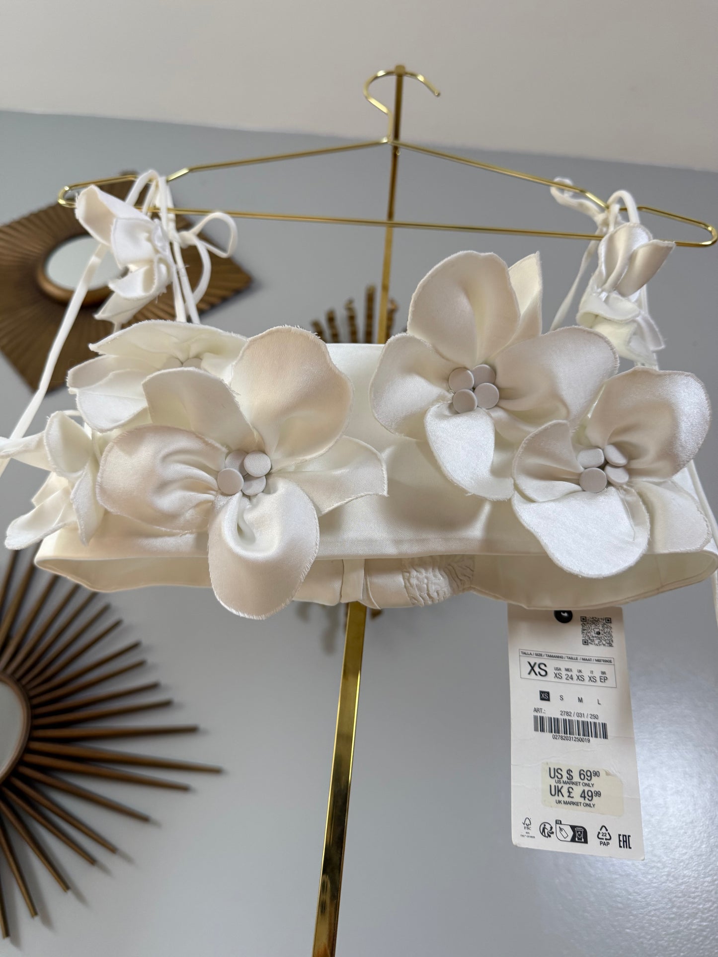 ZARA - White Floral Crop Top