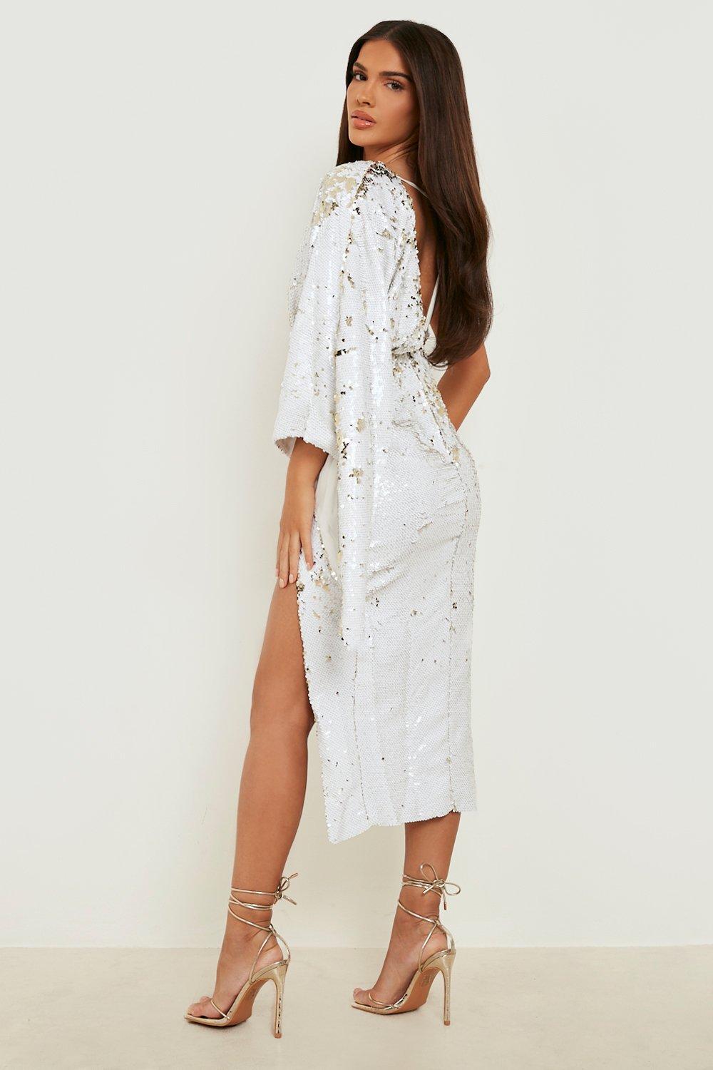 Boohoo - Vestido largo con mangas de ángel y lentejuelas