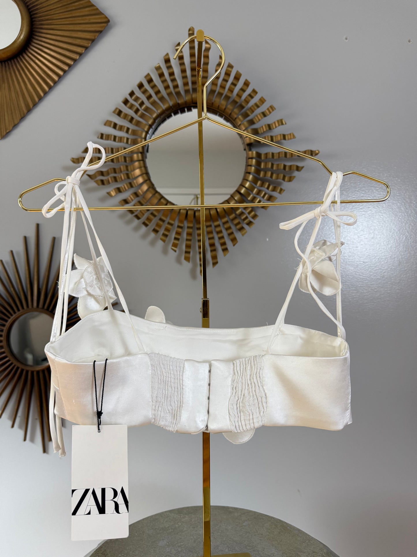 ZARA - White Floral Crop Top