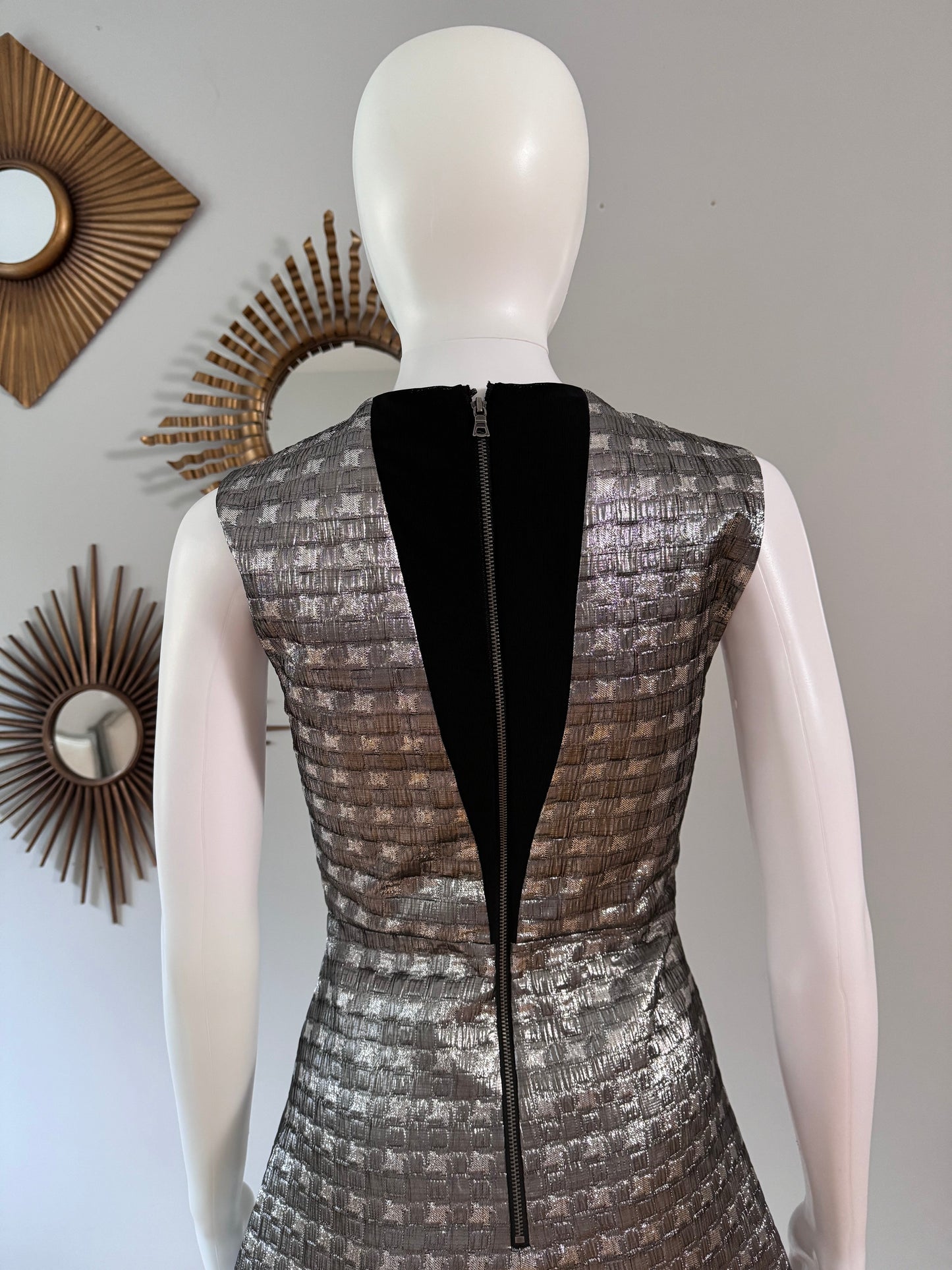 Alice + Olivia - Minivestido metálico Clara