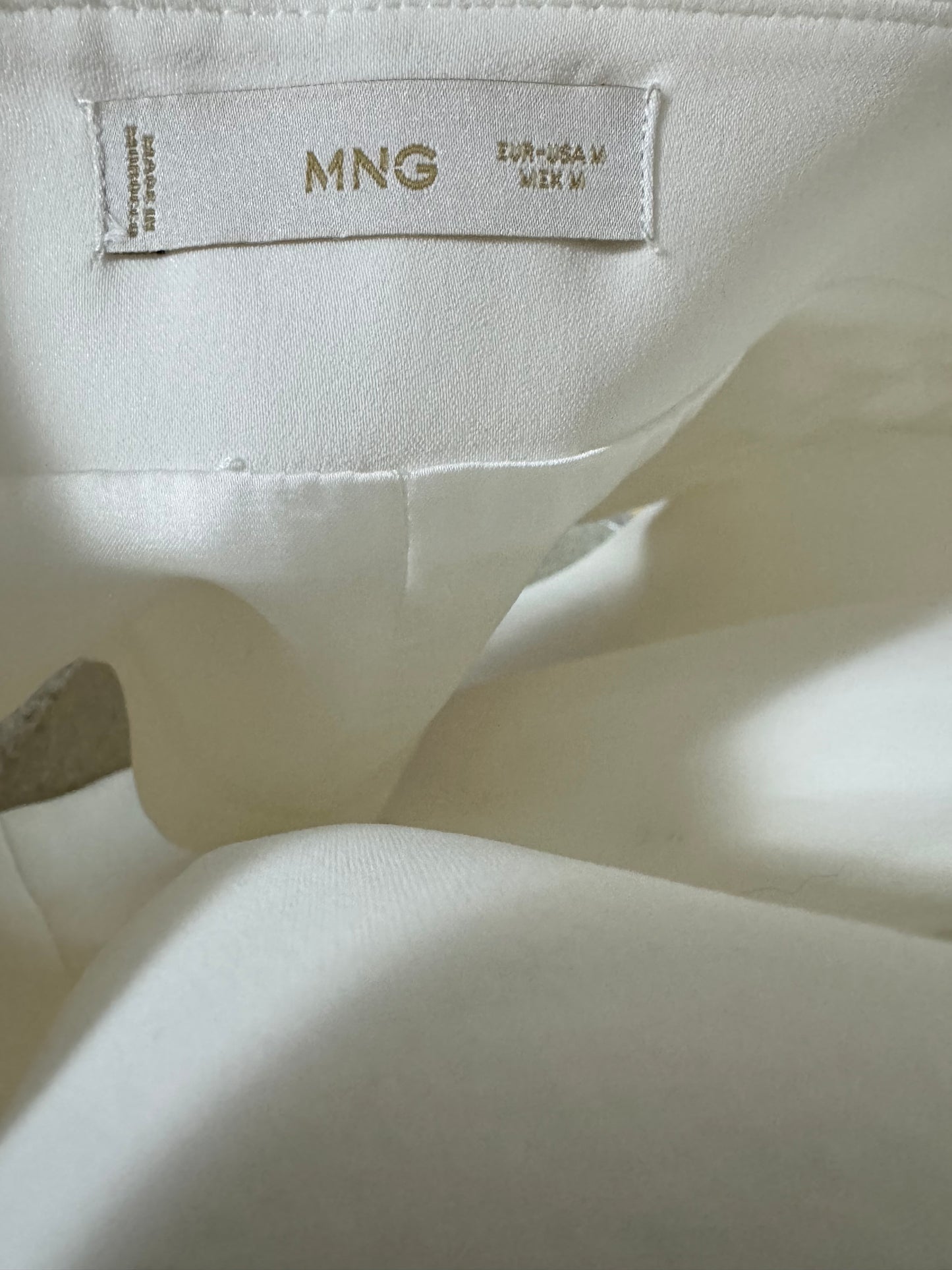 MANGO - White Vest w/ Flower Appliqué
