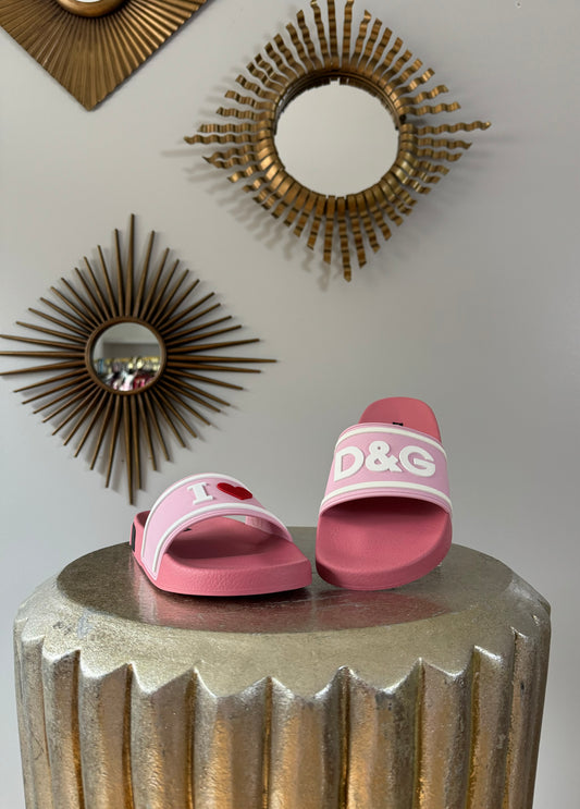 Dolce & Gabbana - Pink I ♥️ D&G Pool Slides
