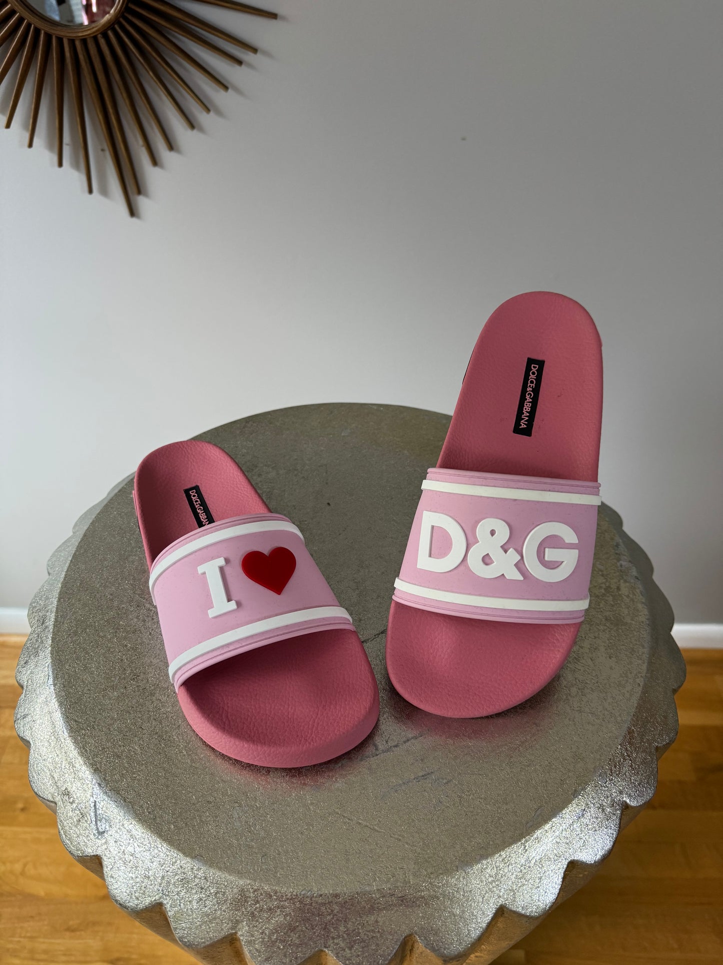 Dolce & Gabbana - Pink I ♥️ D&G Pool Slides