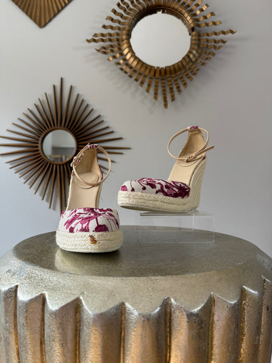 GUCCI - Red Floral Canvas Wedge Espadrilles