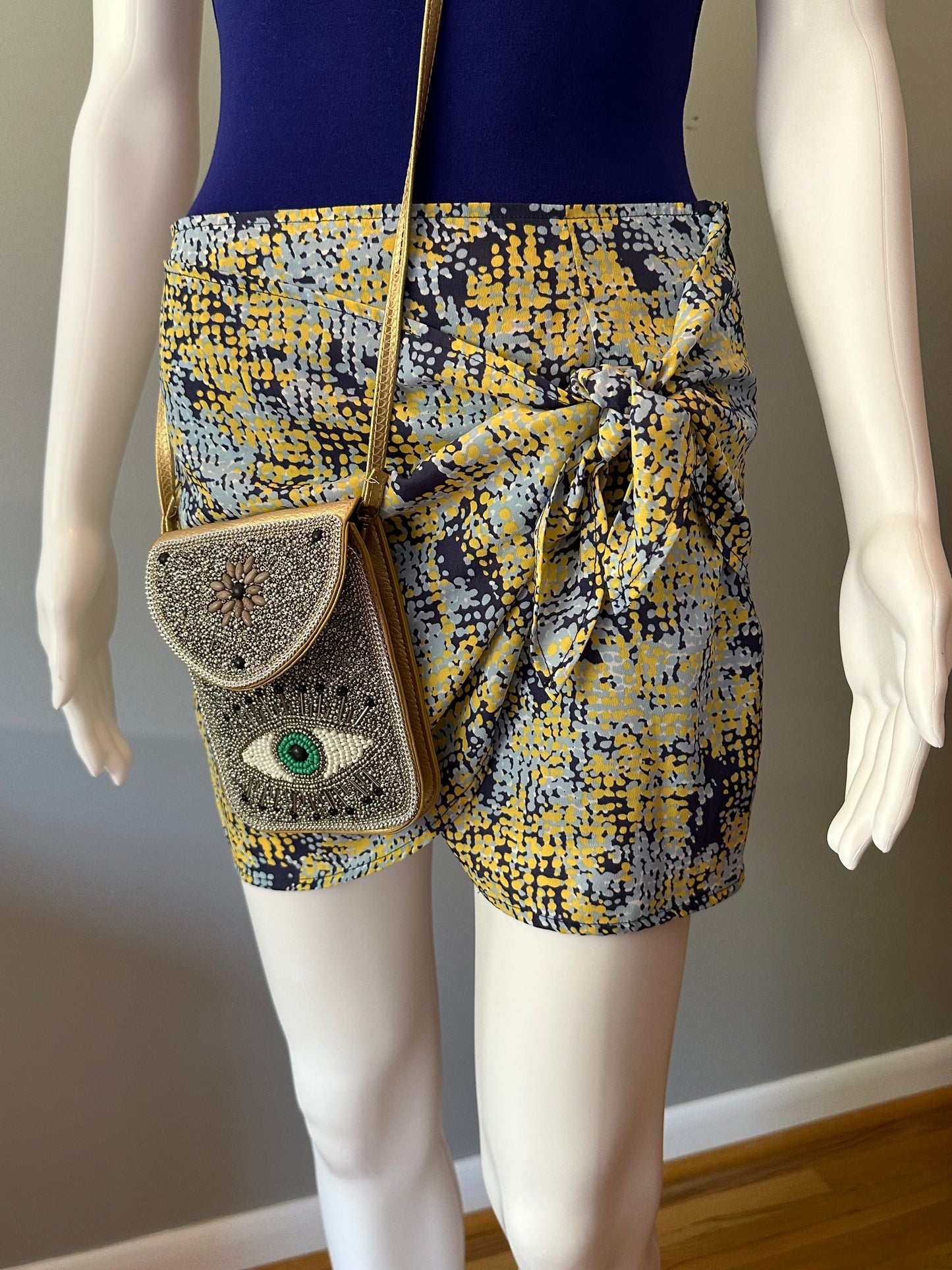 Beaded Design Crossbody Travel Bag