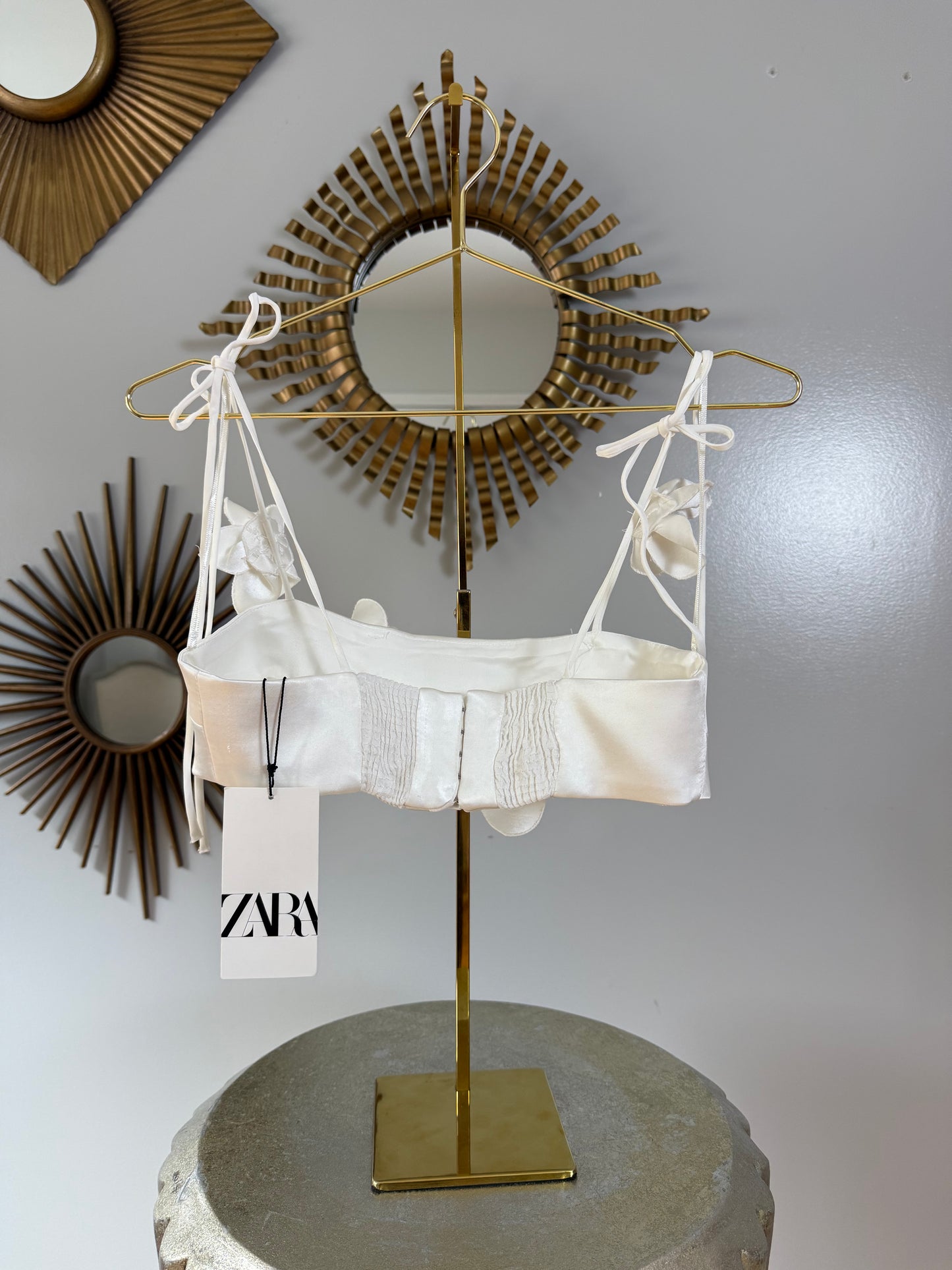 ZARA - White Floral Crop Top