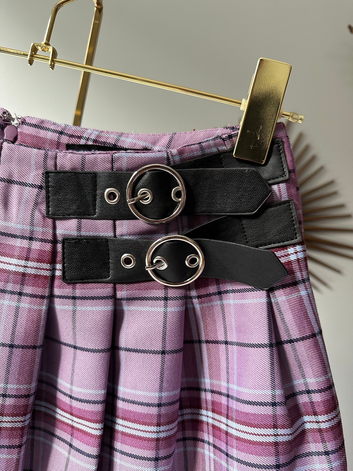 Forever 21 - Minifalda plisada a cuadros morados