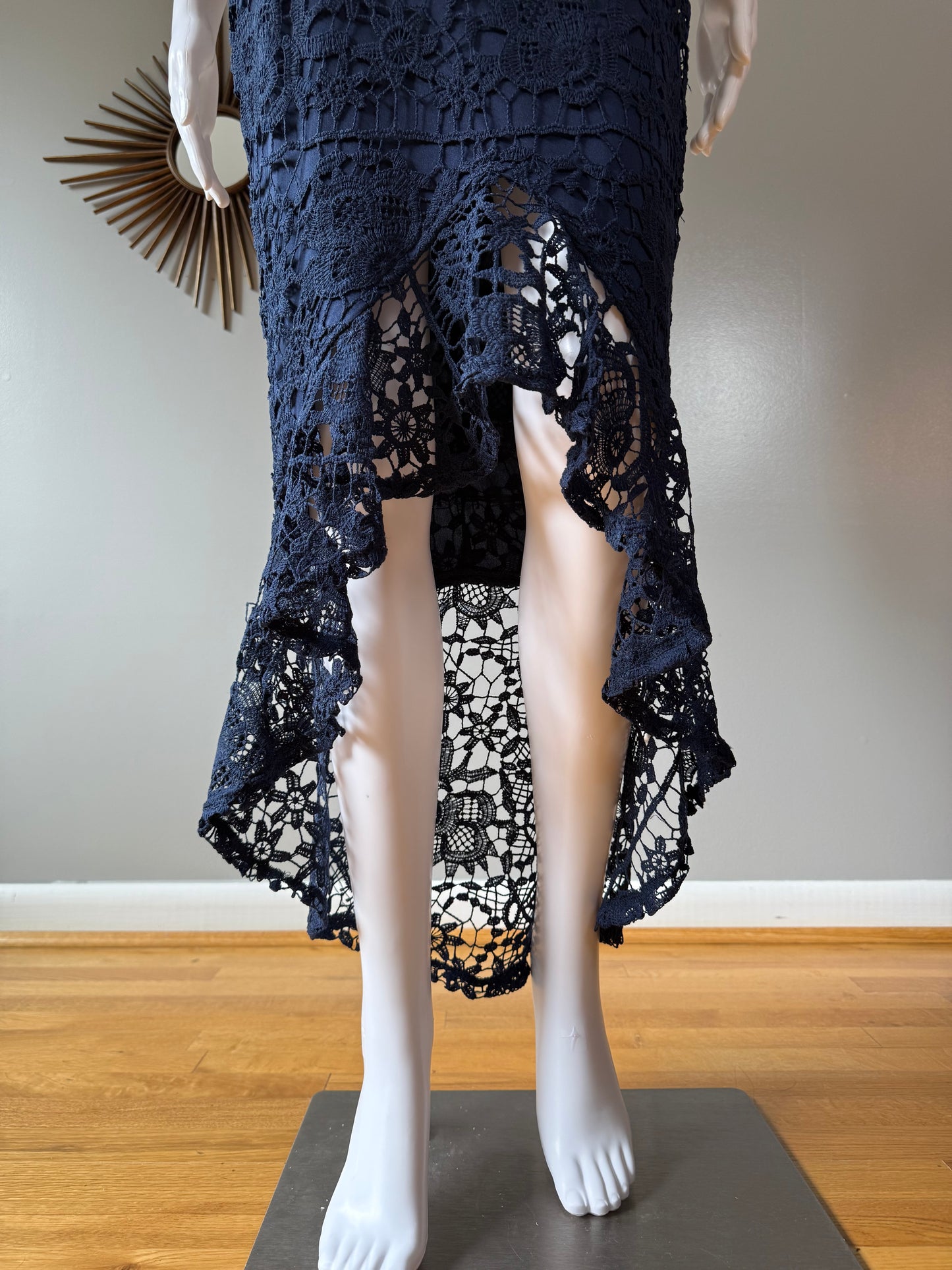 Missguided - Blue Lace High Neck Fishtail Dress