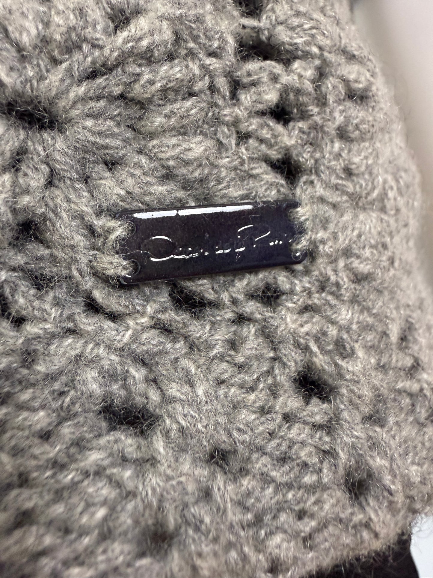 Oscar de la Renta - Gray Cashmere Sweater Runway Pre-fall 2010