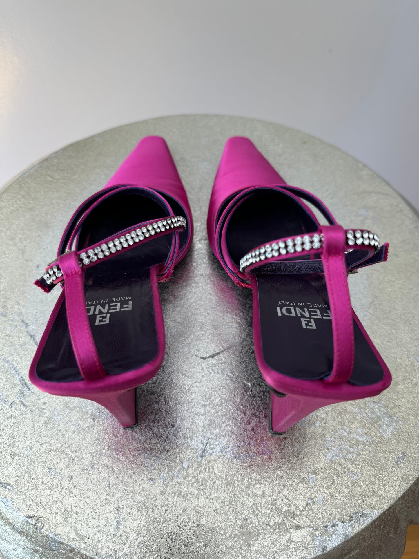 FENDI - Pink Silk Curved Heel Pumps