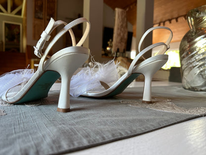 Betsey Johnson - Lylla  Ivory Satin Bow Feather Heel