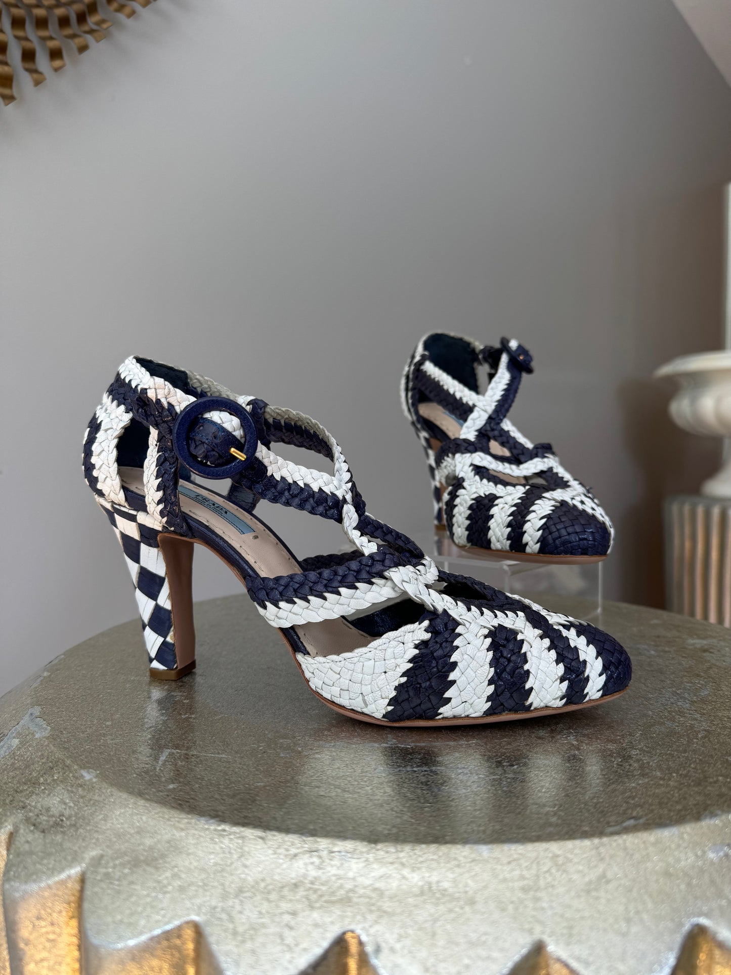 PRADA - White & Blue Spring 2011 Woven Pumps