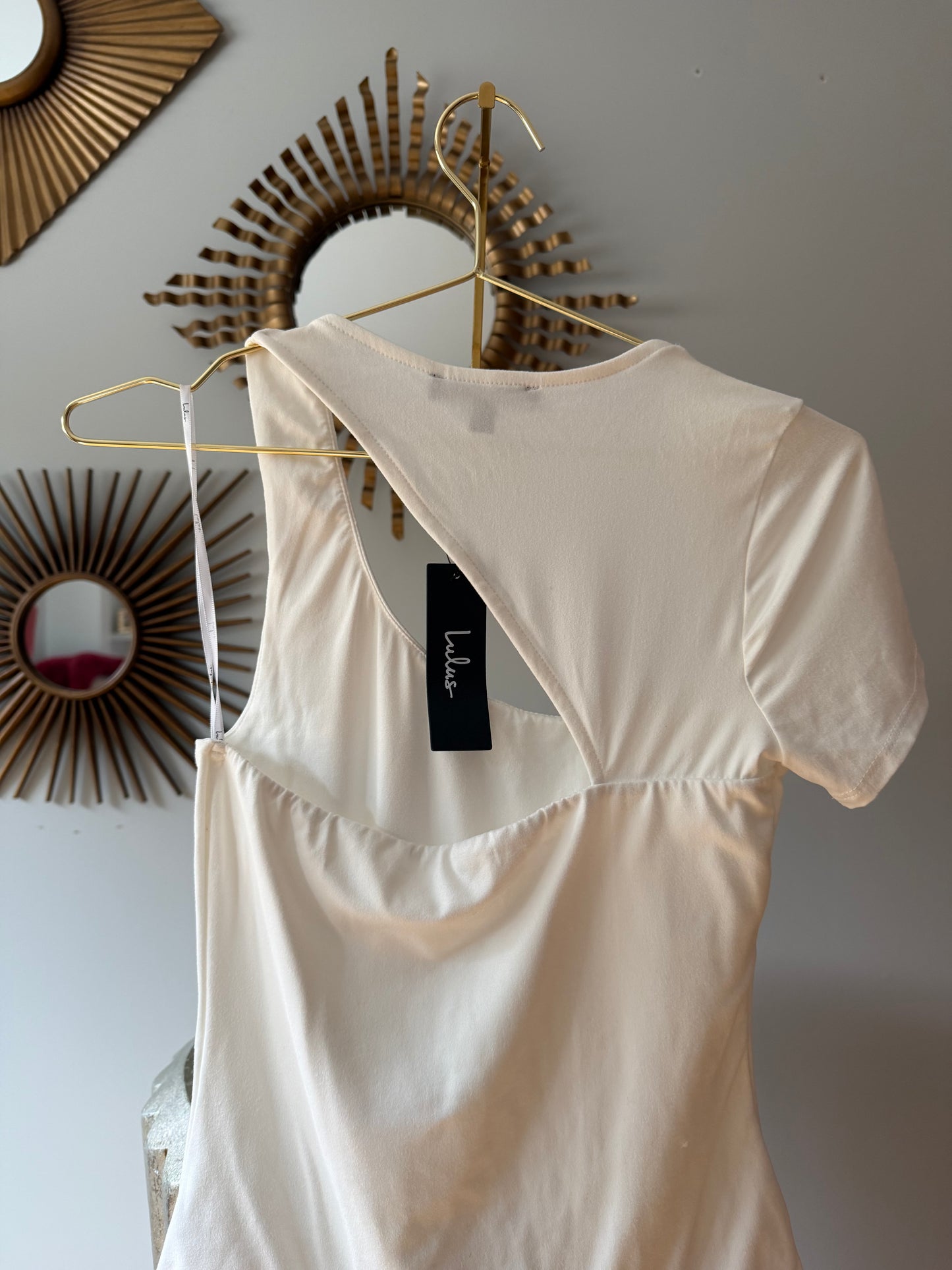 Lulu’s - White Asymmetrical Bodysuit