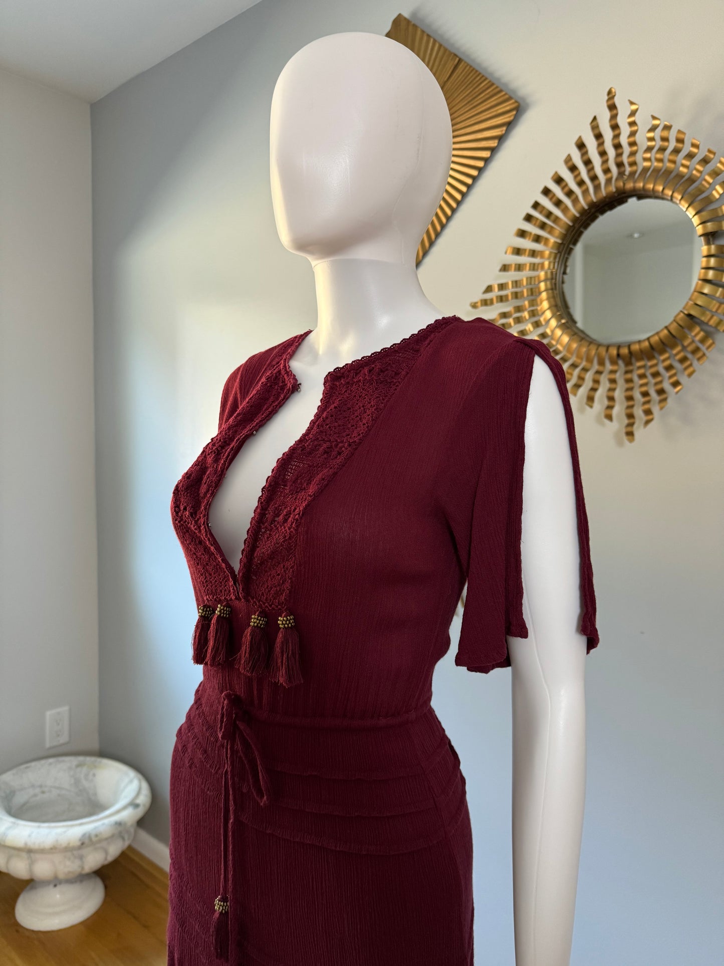 Lulu’s - Burgundy Santa Fe Sway Crochet Maxi Dress