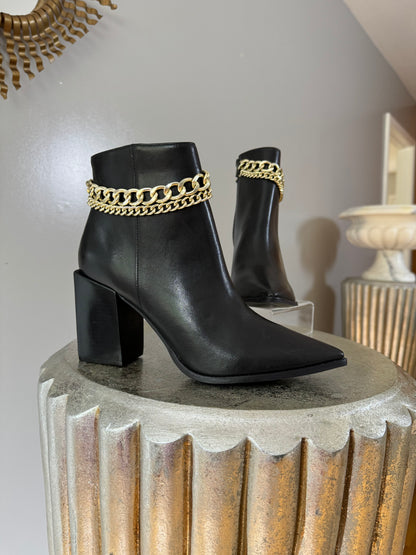 Steve Madden - Perlina Black Leather Chain Ankle Boots