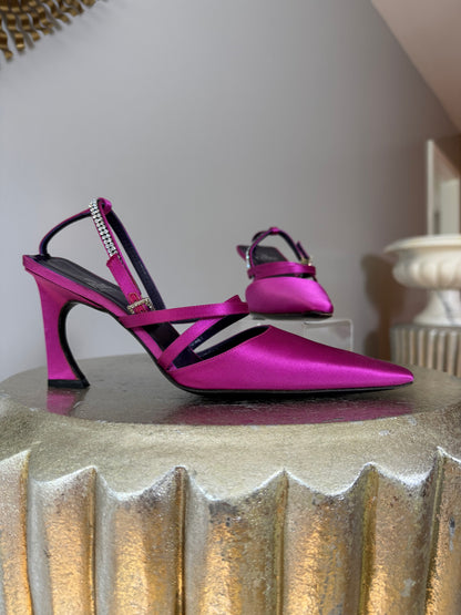 FENDI - Pink Silk Curved Heel Pumps