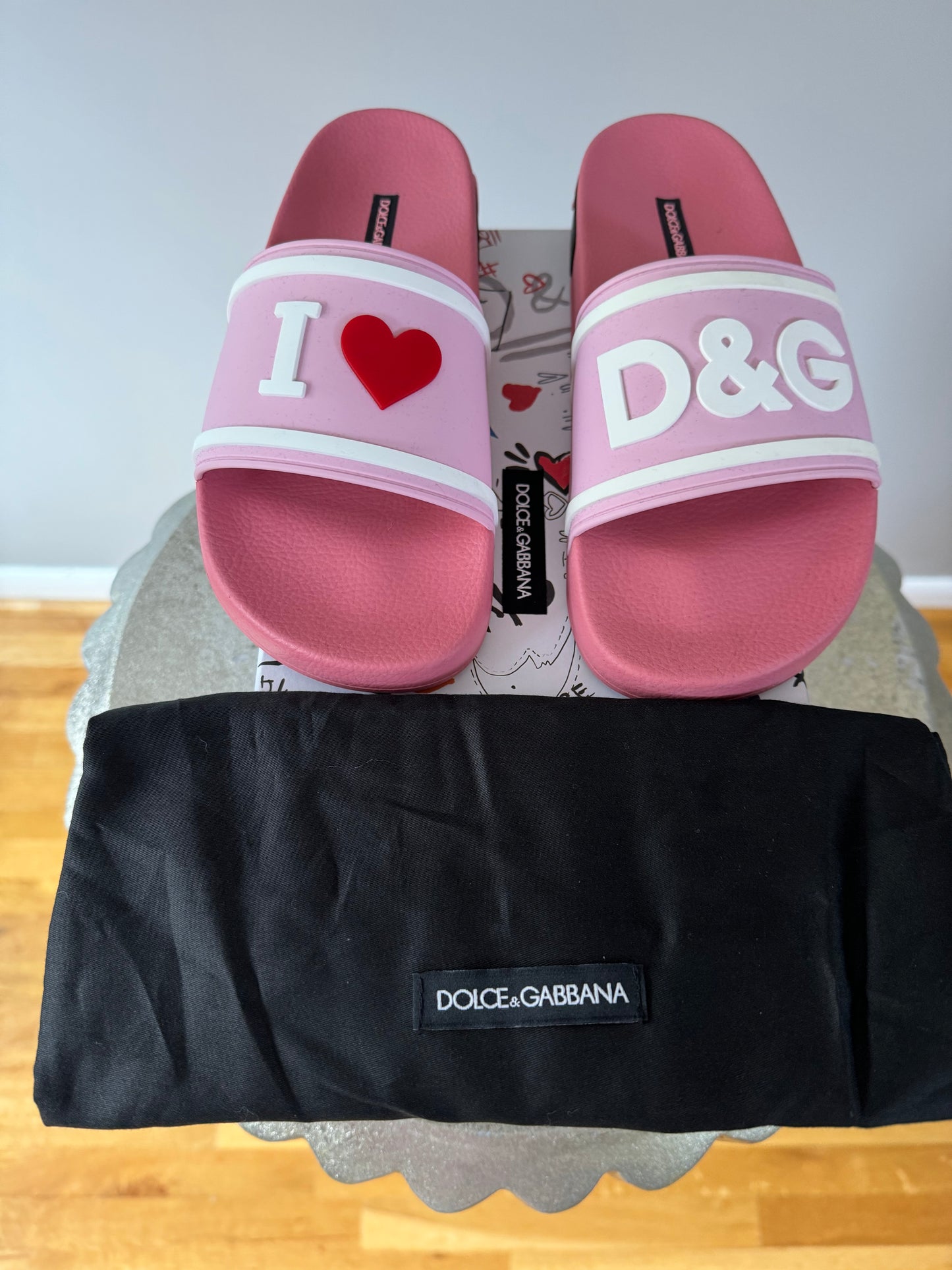Dolce & Gabbana - Pink I ♥️ D&G Pool Slides