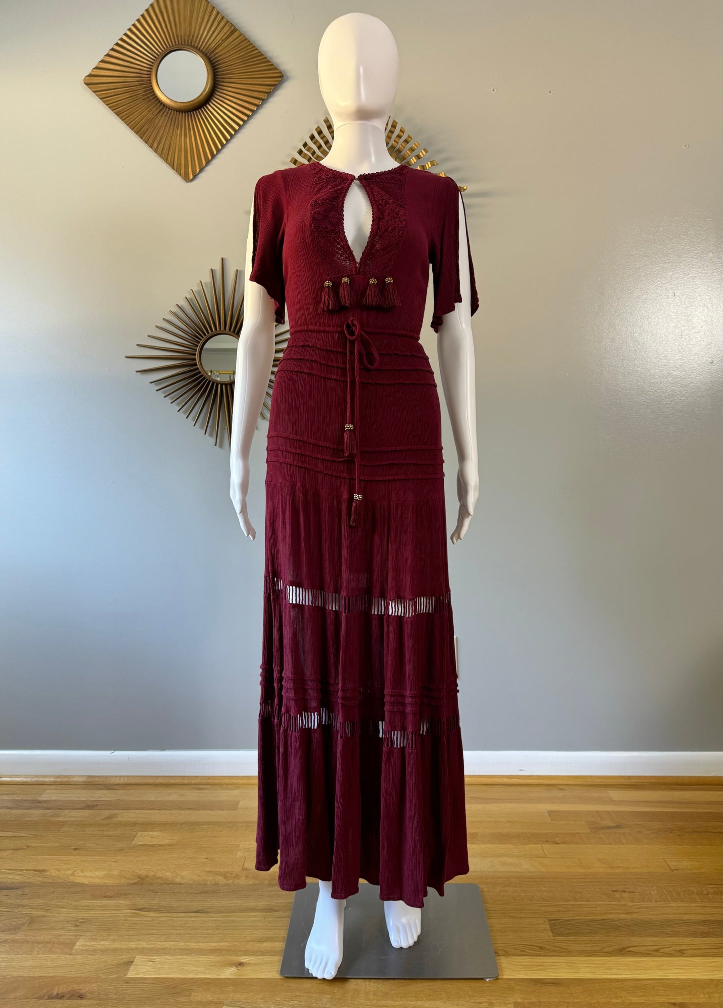 Lulu’s - Burgundy Santa Fe Sway Crochet Maxi Dress