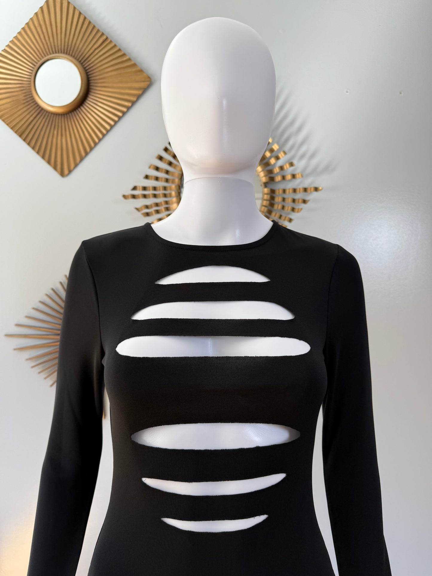 H:OURS - Black Tamika Cut-out Long Sleeve Bodysuit