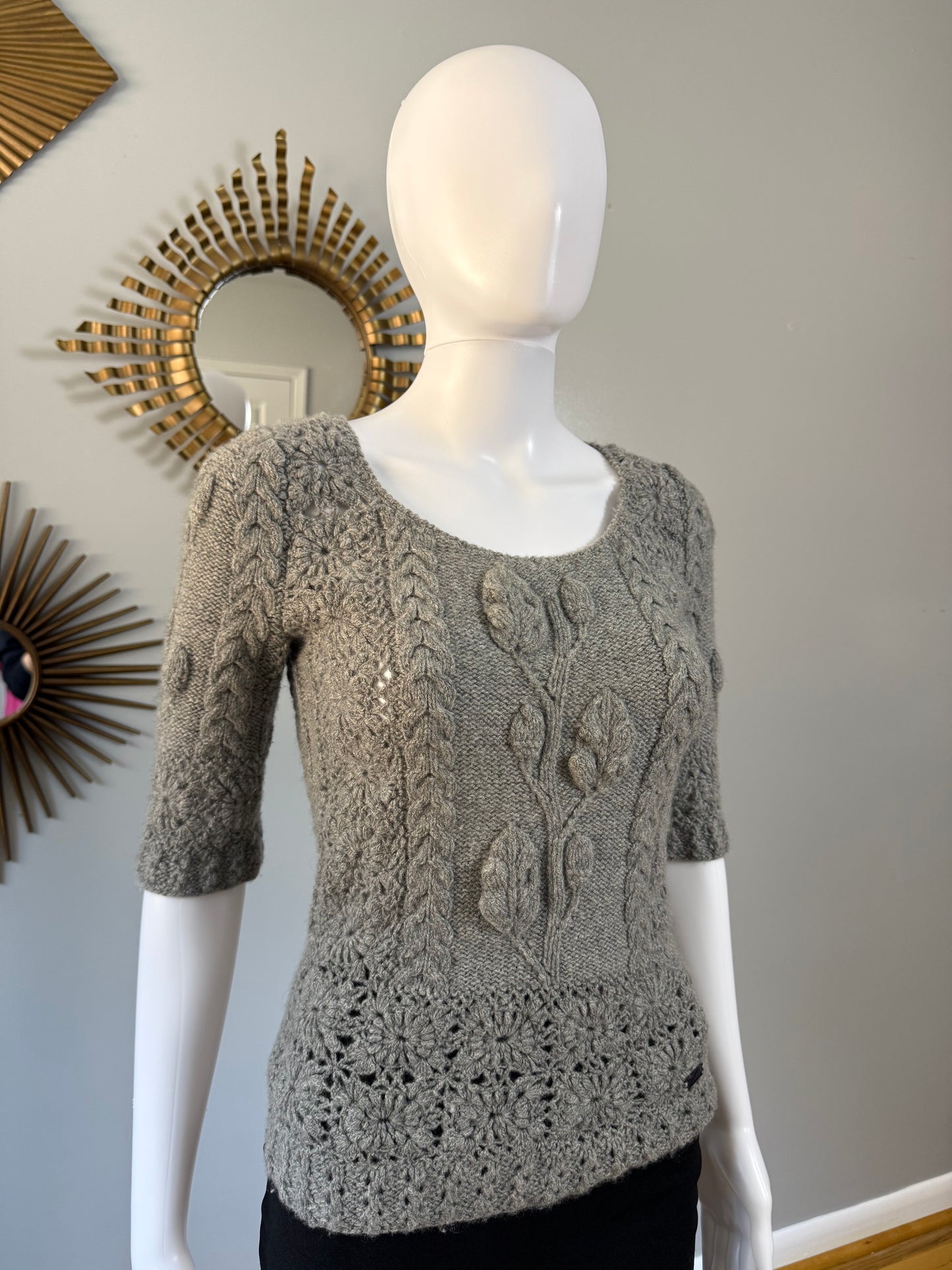 Oscar de la Renta - Gray Cashmere Sweater Runway Pre-fall 2010