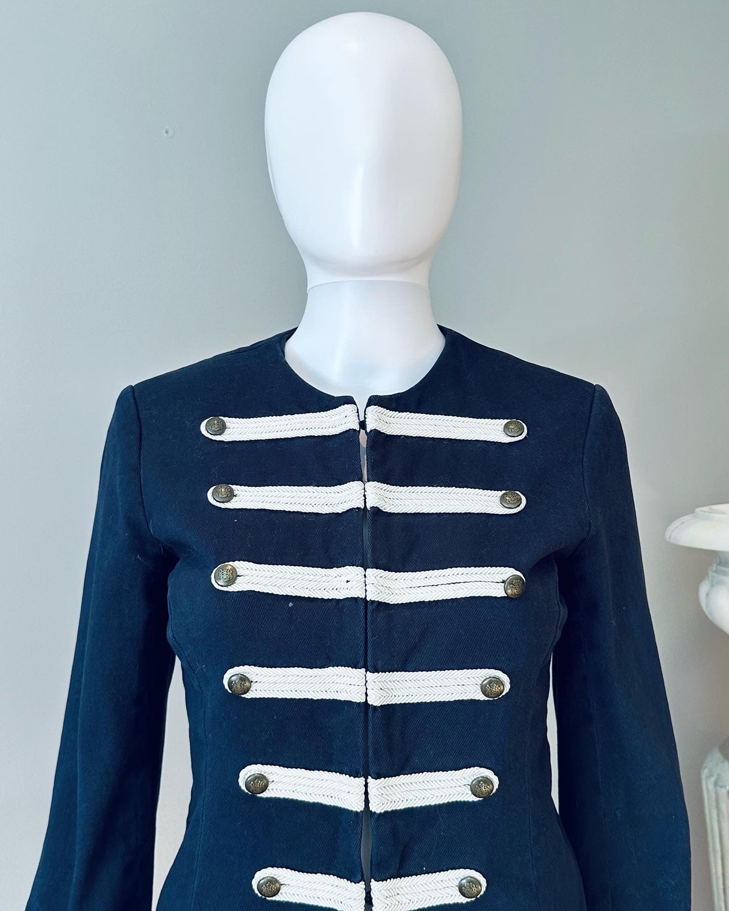 Cynthia Rowley - Chaqueta tipo blazer estilo militar azul marino