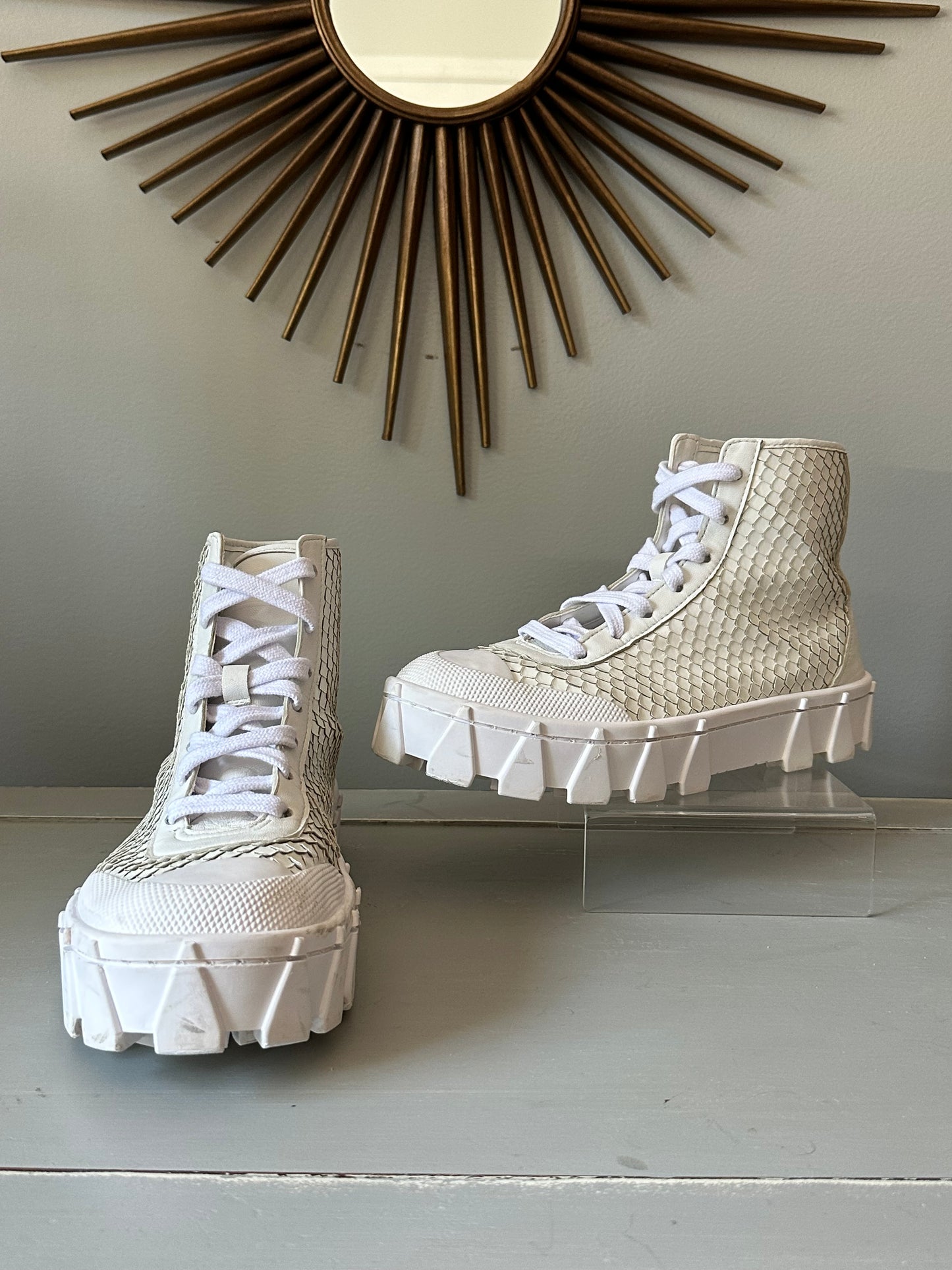 Schutz - Loomis Snake-Embellished Leather Sneakers