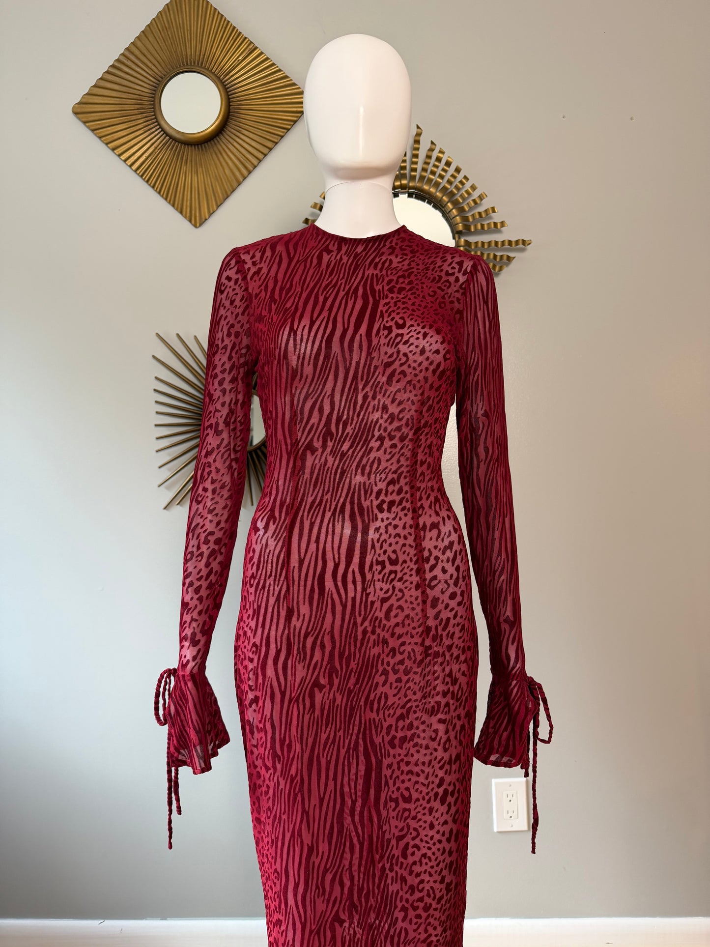 Miss Circle - Red Waylynn Velvet Burnout Maxi Dress