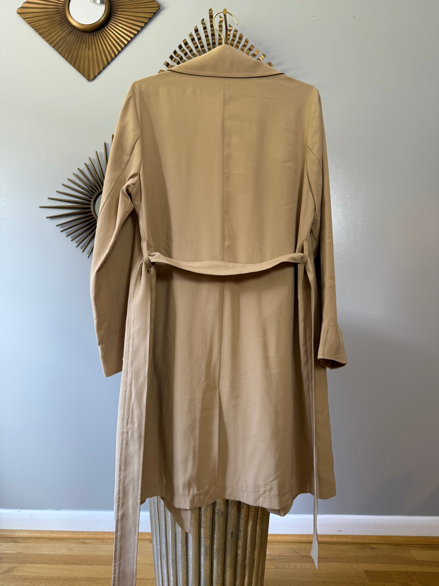 Wonderly - Tan Classic Trench Coat