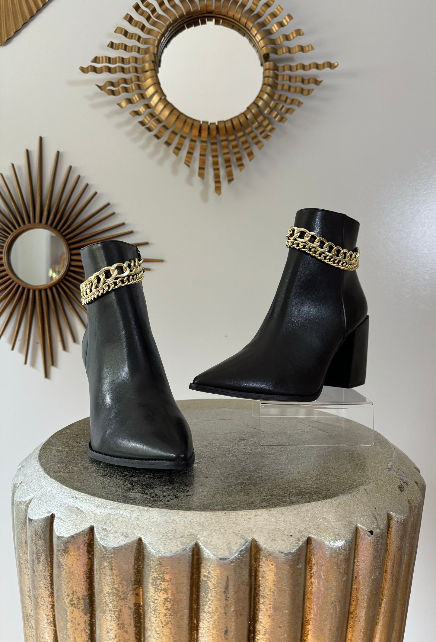 Steve Madden - Perlina Black Leather Chain Ankle Boots