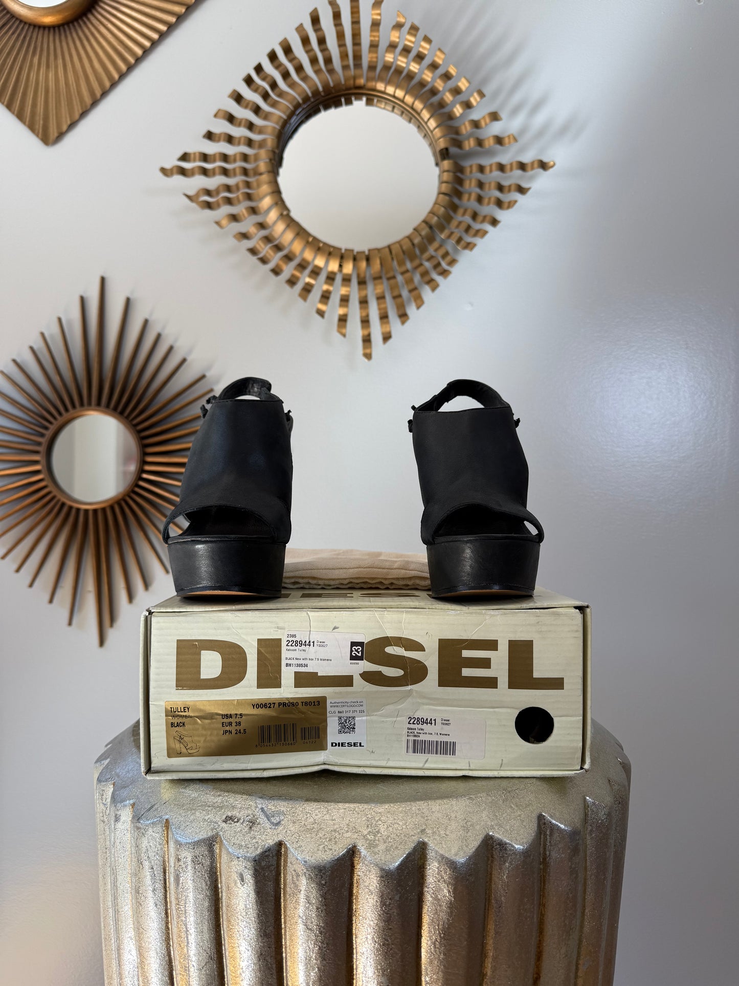 Diesel - Black Leather Platform Sandals