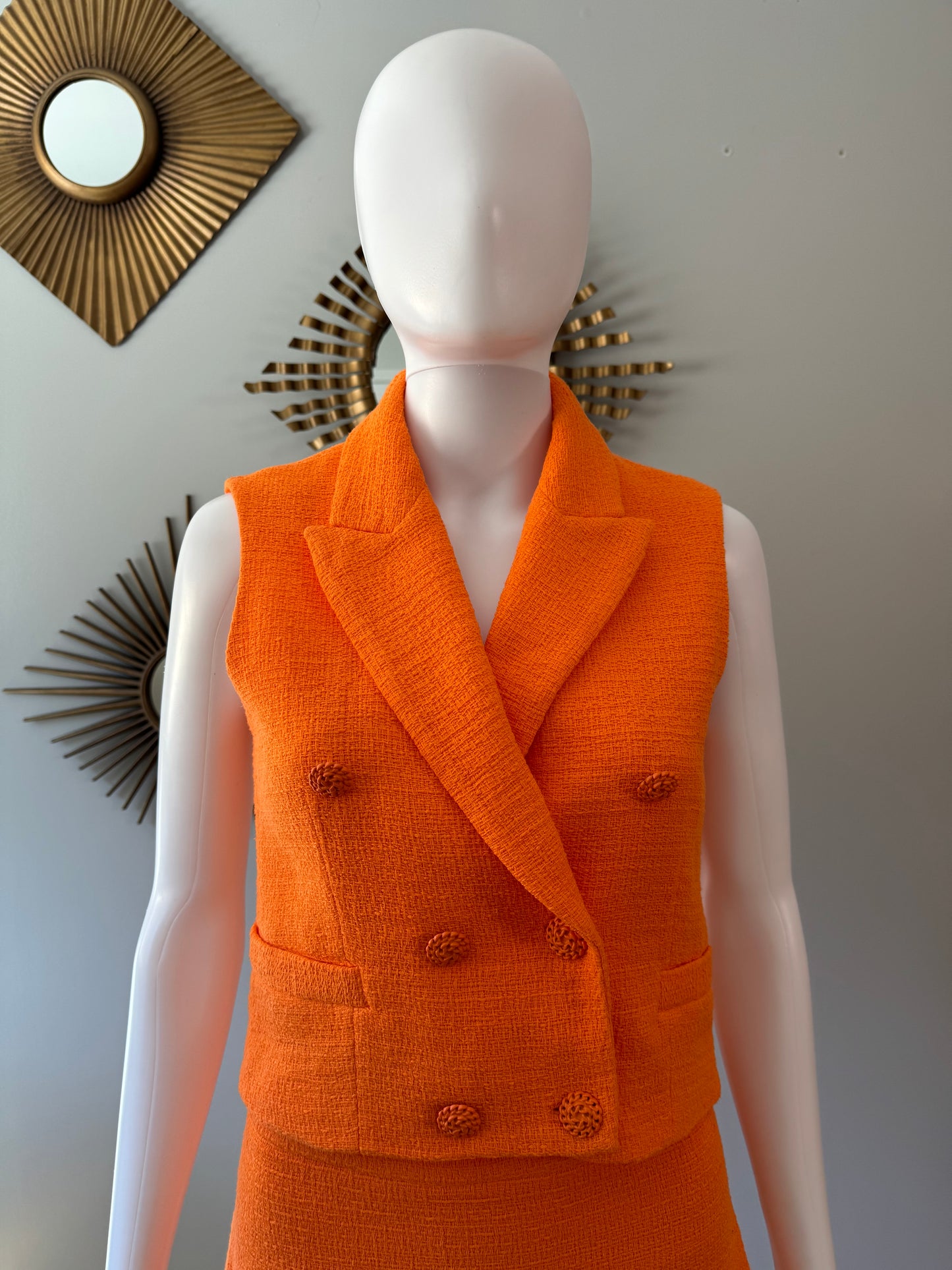 Zara - Conjunto Chaleco y Falda Naranja Textura