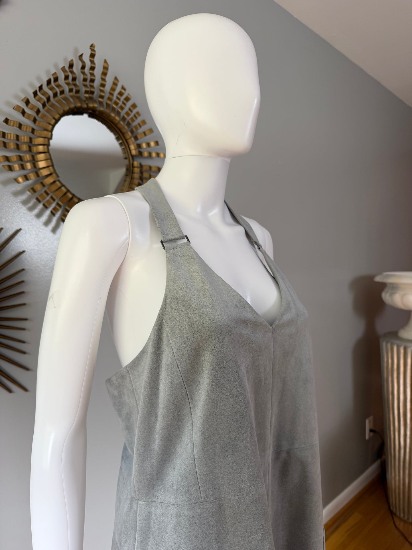 BCBGMaxAzria - Gray Abbott Sleeveless V-Neck Shift Dress