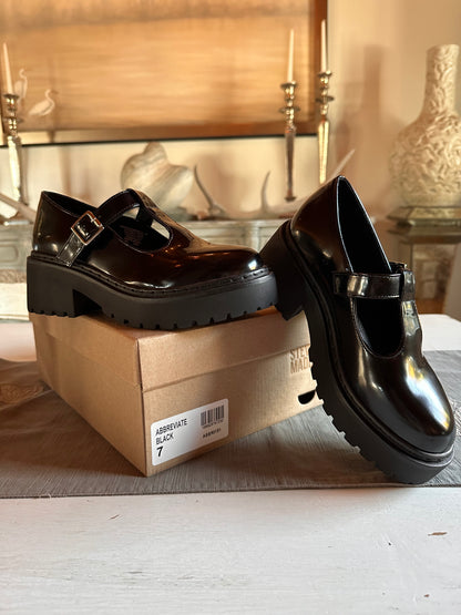 Steve Madden - Abbreviate Black Platform Mary Jane Shoes