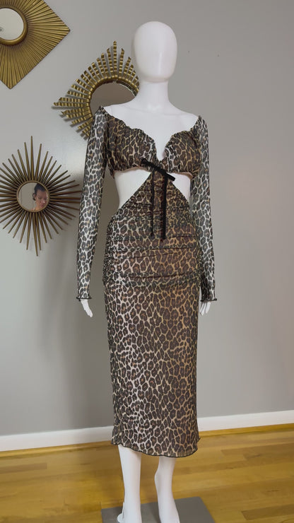 MAJORELLE - Off Shoulder Leopard Print Midi Dress